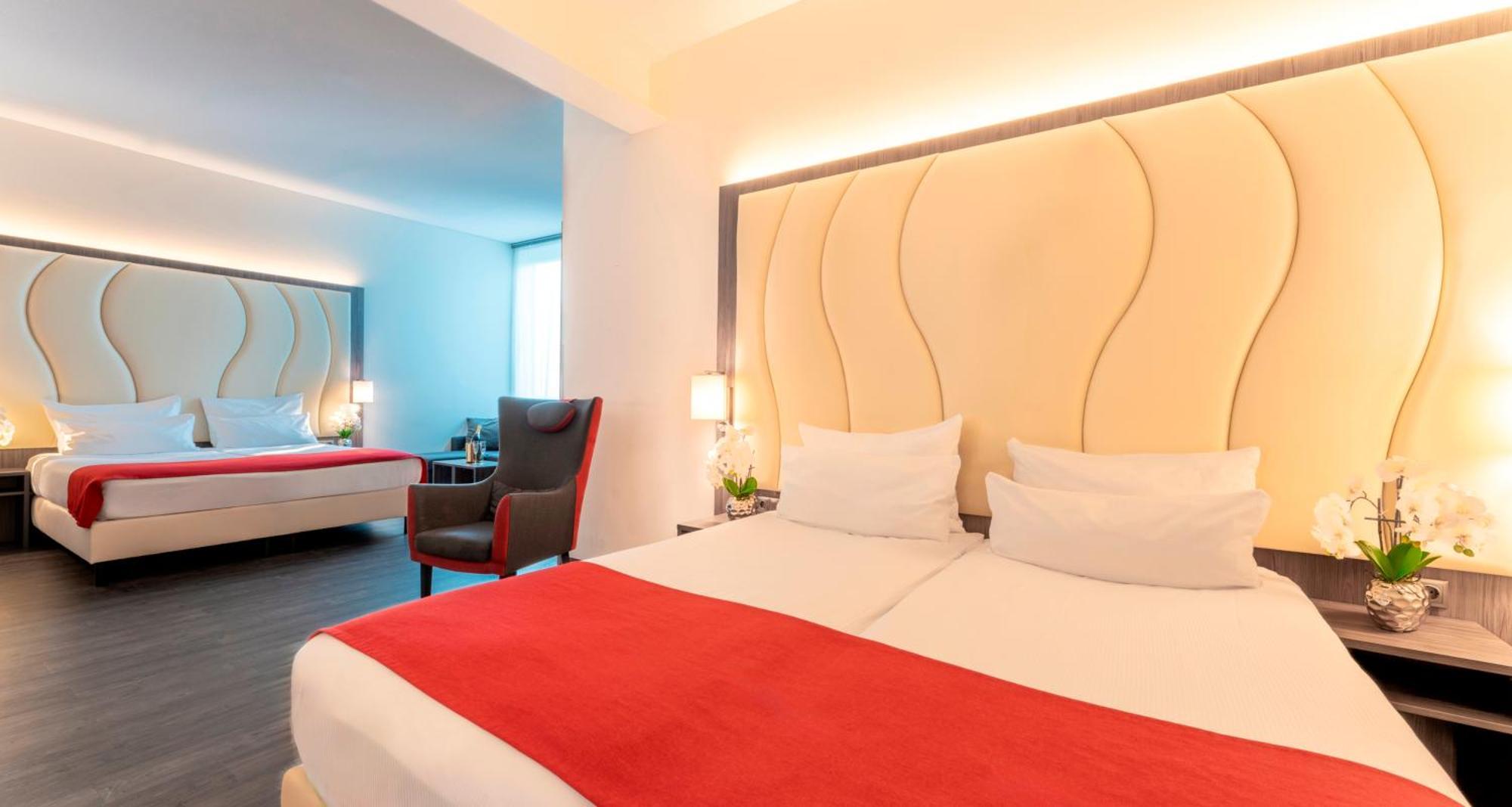 Plaza Premium Almere Ngoại thất bức ảnh