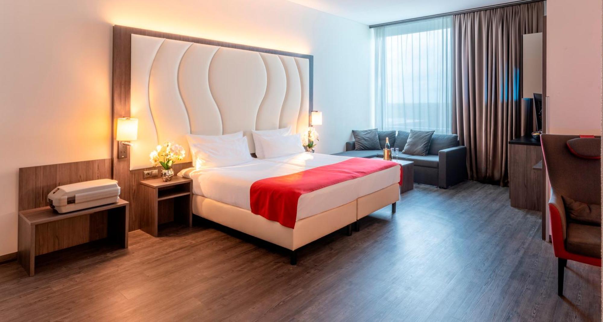 Plaza Premium Almere Ngoại thất bức ảnh
